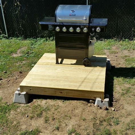 Make A Backyard Floating Deck For A Great Grill Space Or Other Need