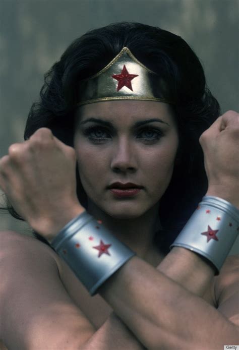 Lynda Carter S Wonder Woman Costume Is Still Badass Photos Huffpost Life
