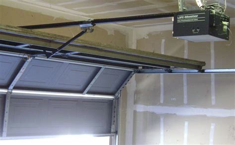 Automatic Garage Door System That Can Promise Smooth Operation