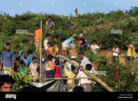 Crisis Shelters Hi Res Stock Photography And Images Alamy