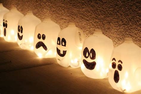 Creative Ideas Diy Halloween Lanterns From Milk Jugs