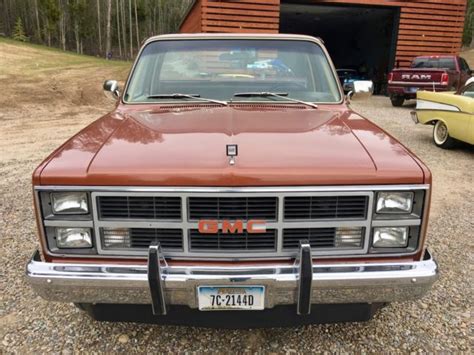 1983 Gmc Sierra Classic 1500 4x4 Diesel Super Low Miles Classic Gmc