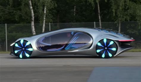 Futuristic Mercedes Drives Sideways Wordlesstech Futuristic