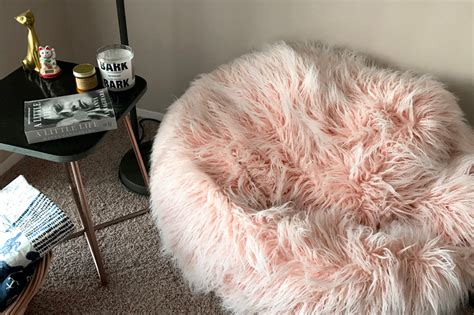Some manufacturers use styrofoam or pieces of dirt and pieces of recycled rubber foam. Bean Bag Chair | WeAllSew in 2020 | Bean bag chair, Sewing ...