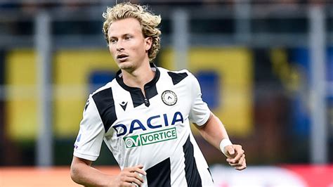 Current season & career stats available, including appearances, goals & transfer fees. Calciomercato Verona: in arrivo Barak dall'Udinese ...