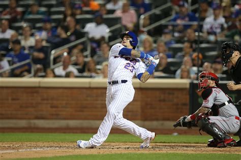 javy báez crushes home run in mets debut which new york wins in walk off fashion
