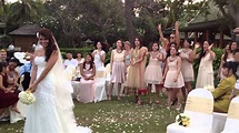Ladies attempting to catch the bouquet from the bride - YouTube