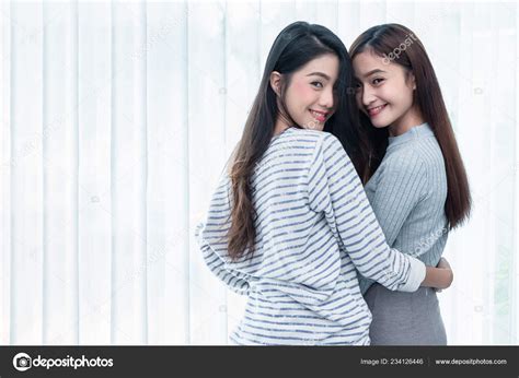 asian lesbians teens