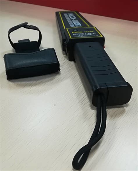 Portable Handheld Metal Detector High Sensitivity 7ma For