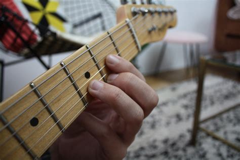 12 Accords à La Guitare Pour Tout Savoir Jouer