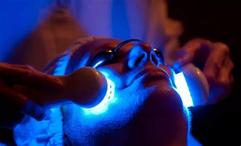 Best Blue Light Therapy For Acne Review Cosmetic News