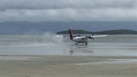 Flight Review Landing On The Beach In Barra Scotland With Loganair