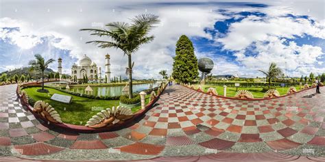 360° View Of Colombian Taj Mahal Alamy