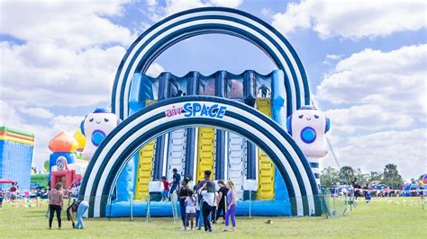 Big Bounce Brisbane Worlds Largest Inflatable Theme Park Coming To