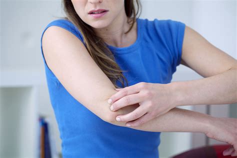 Itchy Rash In Crease Of Elbow Elbow Rash Symptoms Causes Treatments