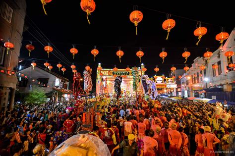 The hungry ghost festival was held at penang sites in malaysia. Apire introduce China's Lantern Festival to you - Picture ...