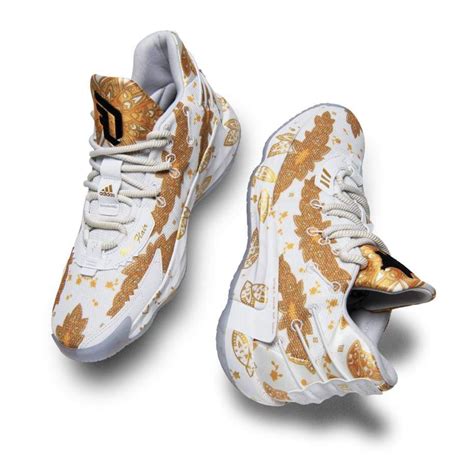 Now Available Ric Flair X Adidas Dame Metallic Gold Sneaker Shouts