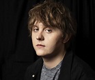 Lewis Capaldi Biography - Facts, Childhood, Family Life & Achievements