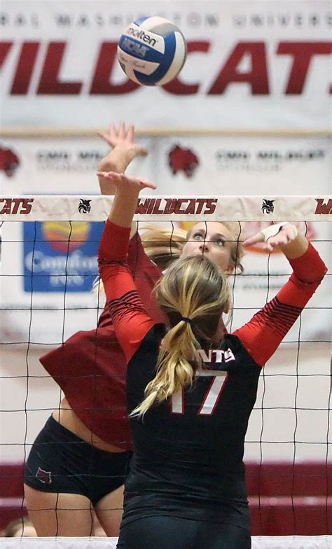 Balanced Attack Gives The Cwu Volleyball A Sweep Over Saint Martins