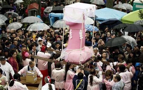 Photos Et Vidéo Japon Le Festival Du Pénis Géant