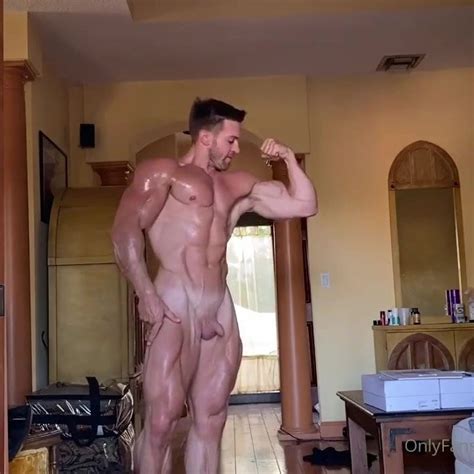 Adam Charlton Naked Flexing Free Gay Bodybuilder Hd Porn Xhamster