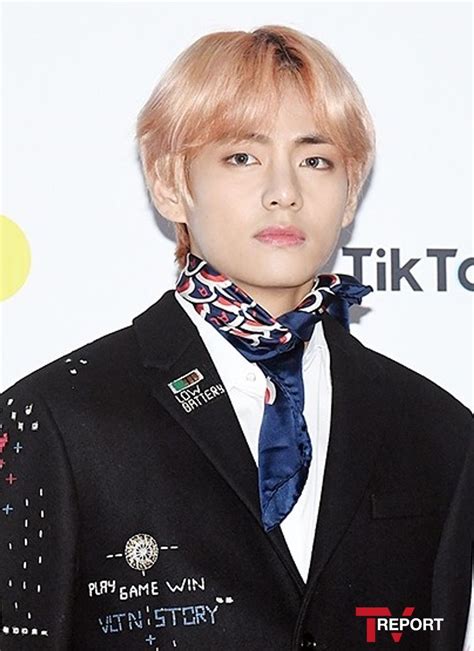 방탄소년단 (jin and v of bts) — it's definitely you 03:51. 음악방탄소년단 뷔, 직캠도 1억뷰 돌파...'최단기간 기록' | YTN