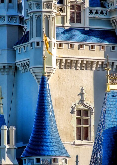 Disney Cinderella Castle Spire A Detail Picture Of Ci Flickr