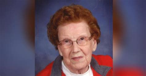 Lola May Crum Nee Farrow Obituary Visitation And Funeral Information