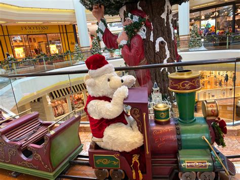 Things To Do At South Coast Plaza During Holidays Supermall