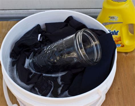 Hand Washing Laundry In A Bucket Five Gallon Ideas