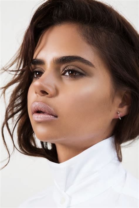 Chic Management Samantha Harris For Oyster Beauty