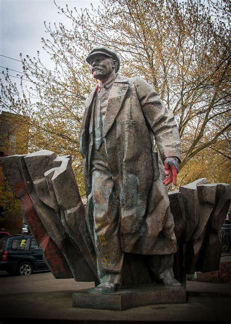 The history of the Vladimir Lenin statue in Seattle's Fremont ...