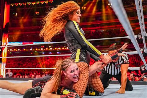 Wwe Raw Preview Jan 31 2022 Ronda Rousey Is Scared Of Becky Lynch
