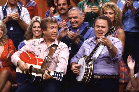 Roy Clark Country Guitar Virtuoso And Star Of Hee Haw Dead At 85