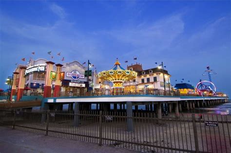 Galveston Island Historic Pleasure Pier Announces Holiday Season Hours