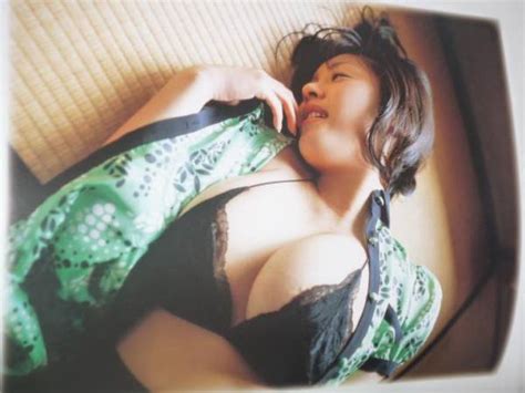 Japanese Idol Megumi Kagurazaka Photobook Cute Gravure