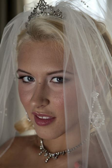 Blonde Bride Katie Summers Doffs Her Wedding Dress Poses Topless In