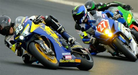 Discover the 24h motos collection and enter the arena where acrobats and tightrope walkers on bikes enter into merciless combat. Moto - 24 Heures du Mans : Yamaha réalise le doublé sur l ...