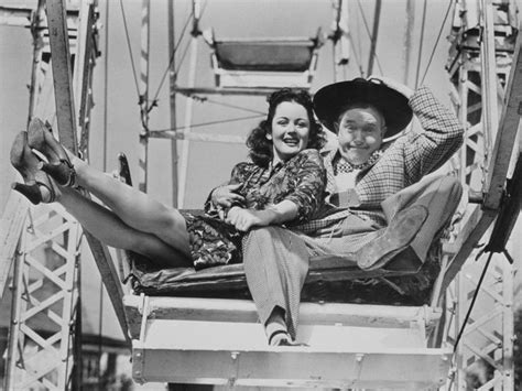 Vivian Blaine And Stan Laurel Jitterbugs 1945 Divertimento