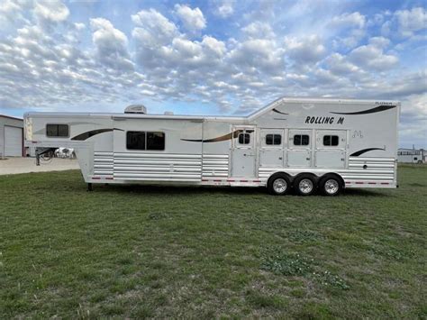 2023 Platinum Coach 4 Horse 158 Short Wall Side Load With Slide