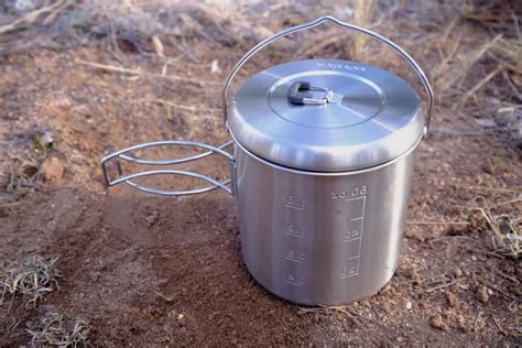 The solo stove titan also features a heat shield between the ash pan and the bottom of the stove. Field Tested: Solo Stove Titan and 1800 Pot - Expedition ...