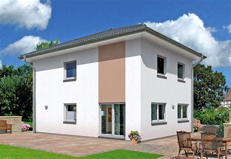 Auf dieser basis kalkulieren wir den preis. Einfamilienhaus Madrid - Stadtvilla von Fingerhut Haus ...