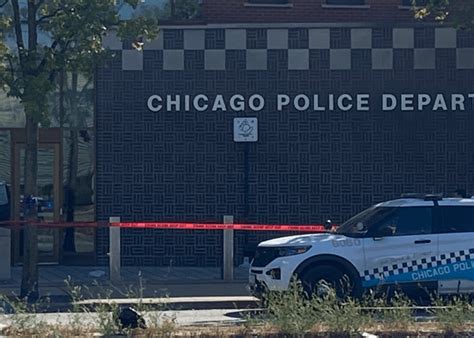 Chicago Police Shoot Person Inside Lobby At 10th District Station Law