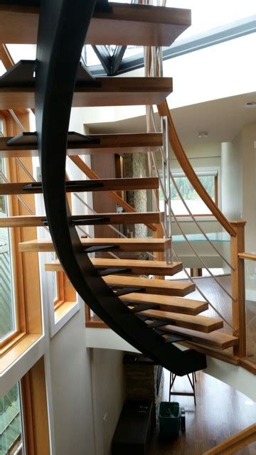 Curved Central Stringer Stair Contemporáneo Escalera Vancouver De Archonomics Houzz