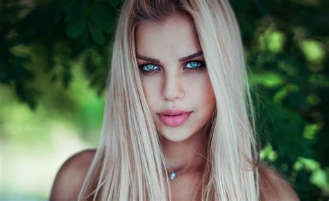 Women Blonde Face Ivan Gorokhov Women Outdoors Dyed Hair Long Hair Model Looking At