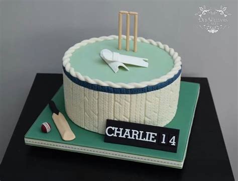 Cricket Cake More Cricket Cake 40th Cake Bday Birthday Cake Sport