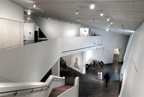 Libeskind's Extension to the Denver Art Museum - Buildipedia
