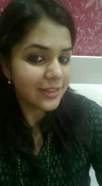 Sexy And Cute Indian Girl With Clean Shaved Pusy🤤🤤 Fked Hard By