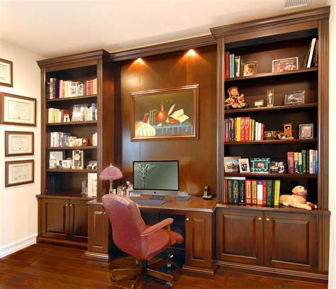 10 Home Office Bookshelf Ideas