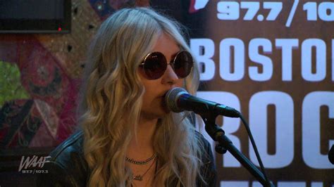 The Pretty Reckless Performs Going To Hell Acoustic Youtube